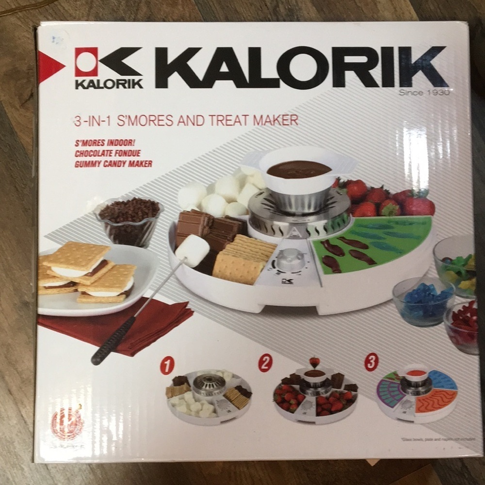 Kalorik 3-In-1 S’mores & Treat Maker Indoor Winter Fun Makes Gummies & Candy